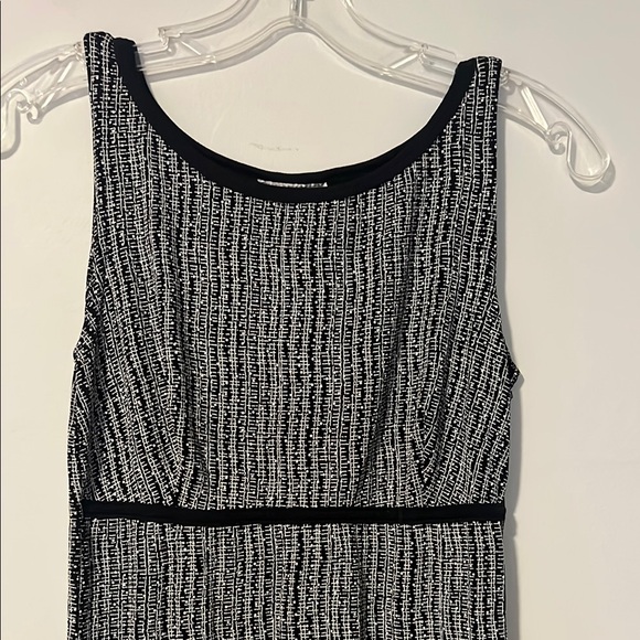 Black and‎ Gray Sleeveless Sheath Midi Dress Made in U.S.A - Picture 2 of 4